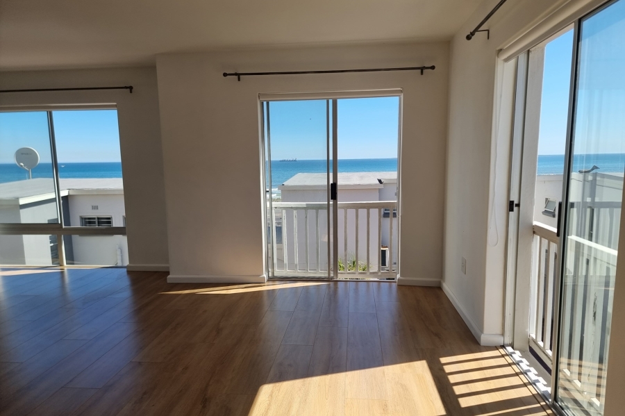 4 Bedroom Property for Sale in Beachfront Western Cape